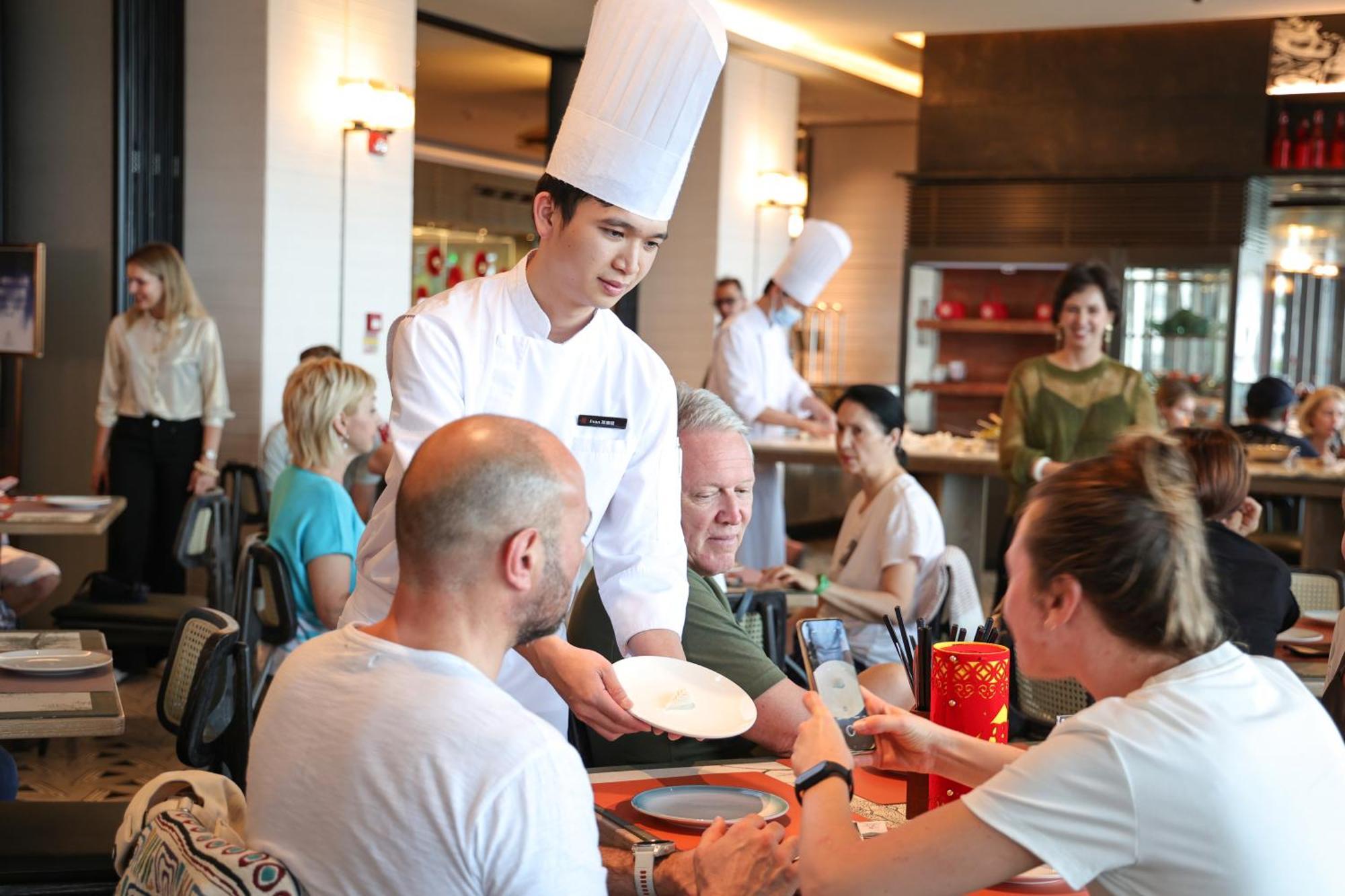 Holiday Inn & Suites Sanya Yalong Bay Ngoại thất bức ảnh