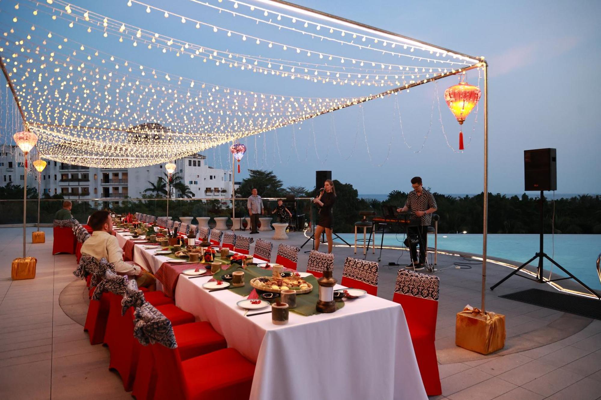 Holiday Inn & Suites Sanya Yalong Bay Ngoại thất bức ảnh